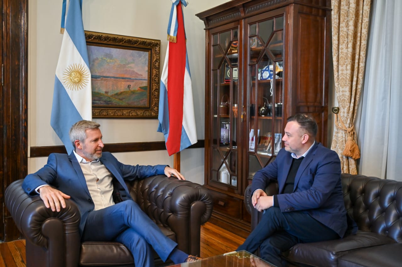 El Intendente Fabricio Mesquida se reunió con el Gobernador Rogelio Frigerio