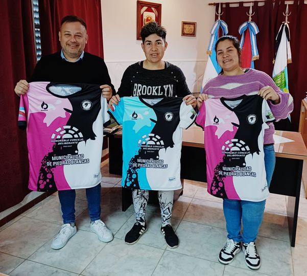 Entrega de indumentaria