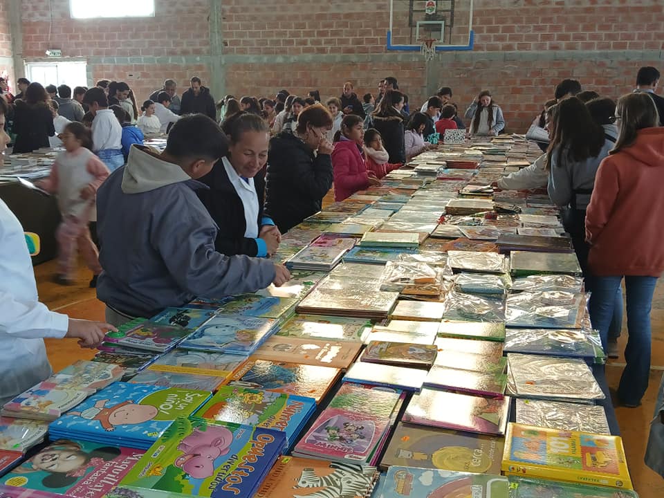 Mesquida dejó inaugurada la 2da Feria del libro Popular